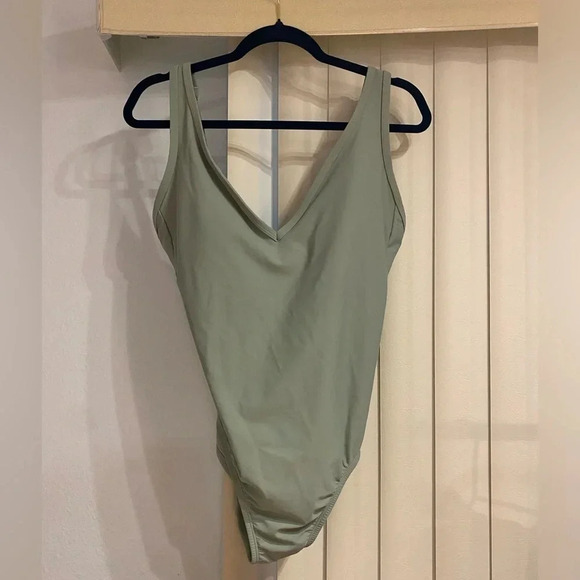 Kona Sol Other - *Like New* New Kona Sol green one piece swimsuit size L